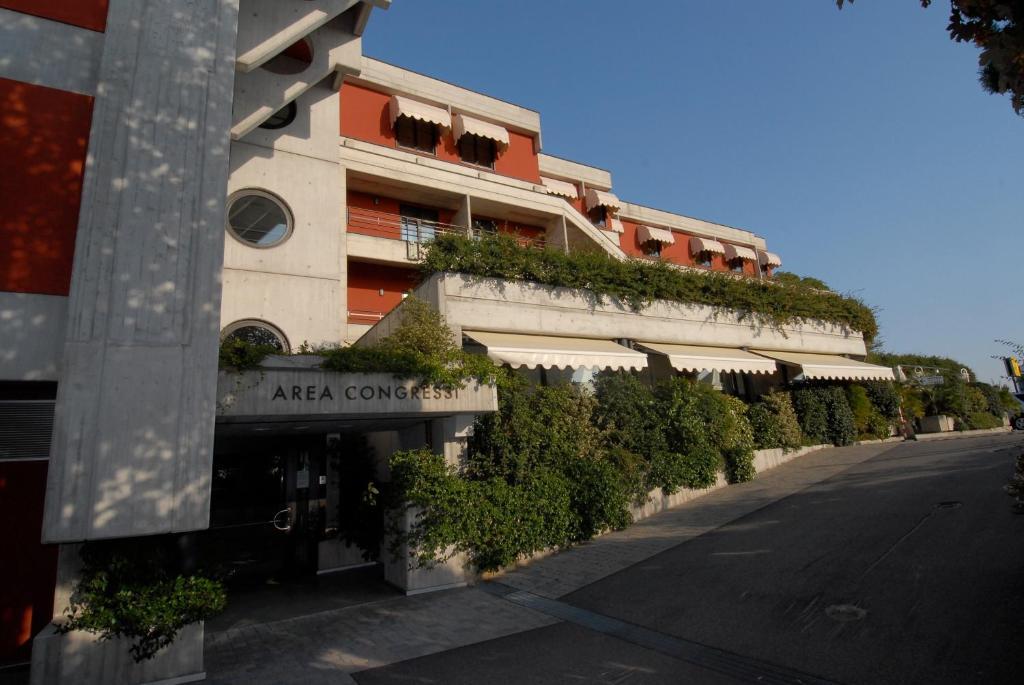 Hotel Pergola Леньяго Экстерьер фото